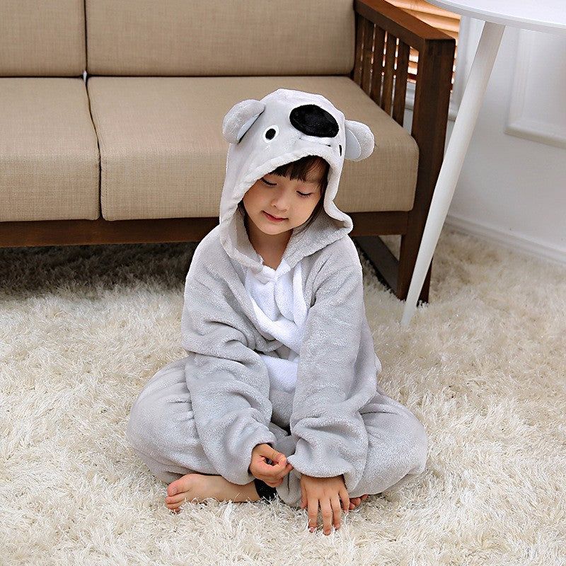 Mixed batch autumn and winter flannel children's cartoon conjoined animal pajamas Tigger home clothes too long thick wholesale