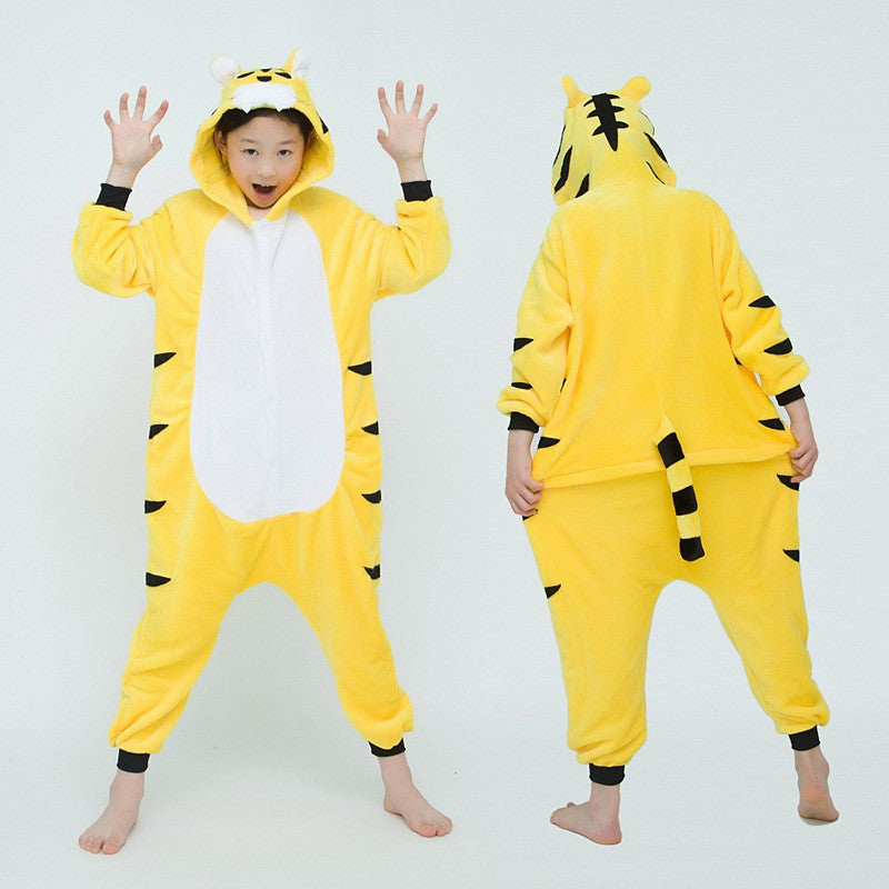 Mixed batch autumn and winter flannel children's cartoon conjoined animal pajamas Tigger home clothes too long thick wholesale
